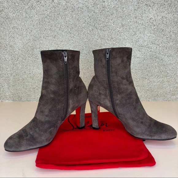 🔴SOLD🔴 Louboutin Top 70 Grey Suede ankle boots - Picture 3 of 8